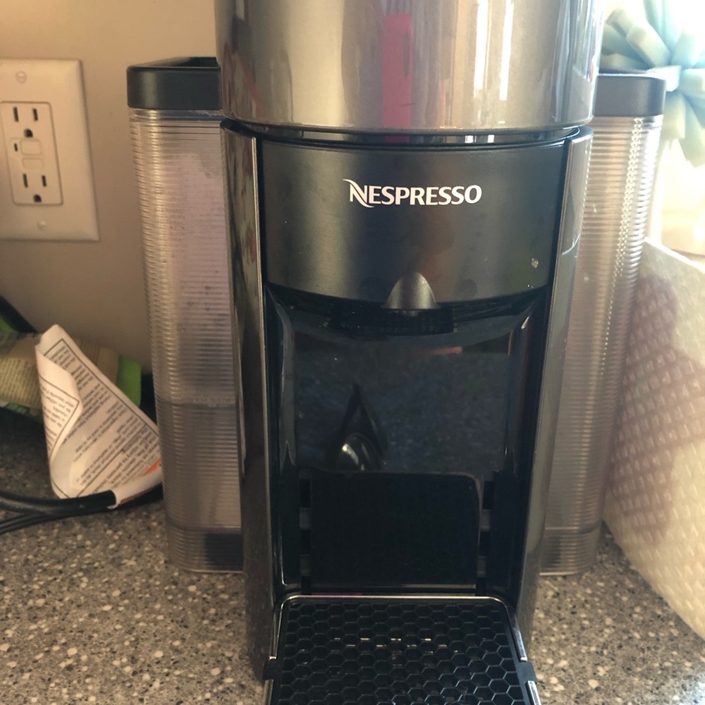 Nespresso machine verto
